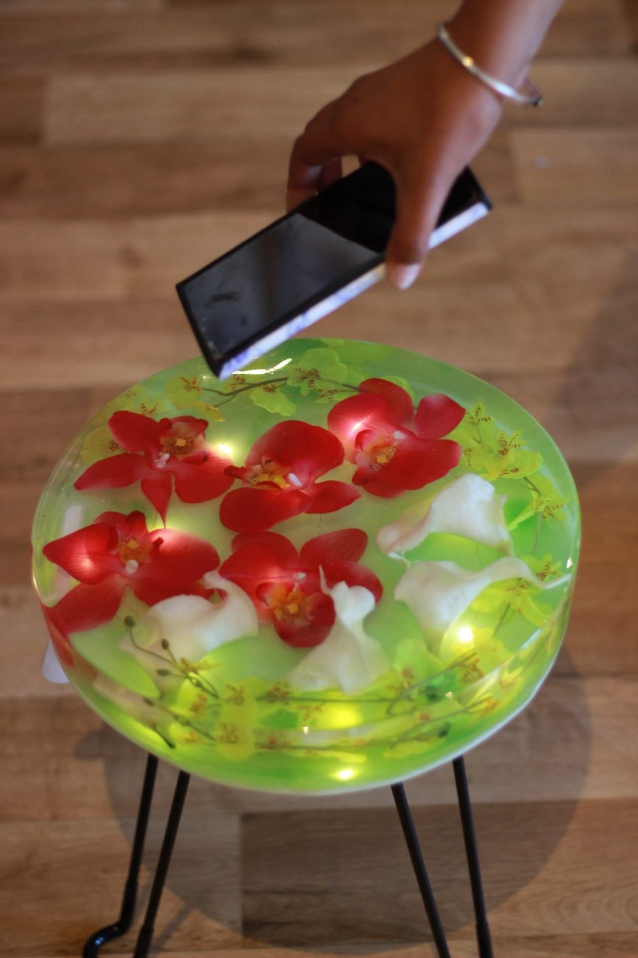 Table un air d'été en résine époxy